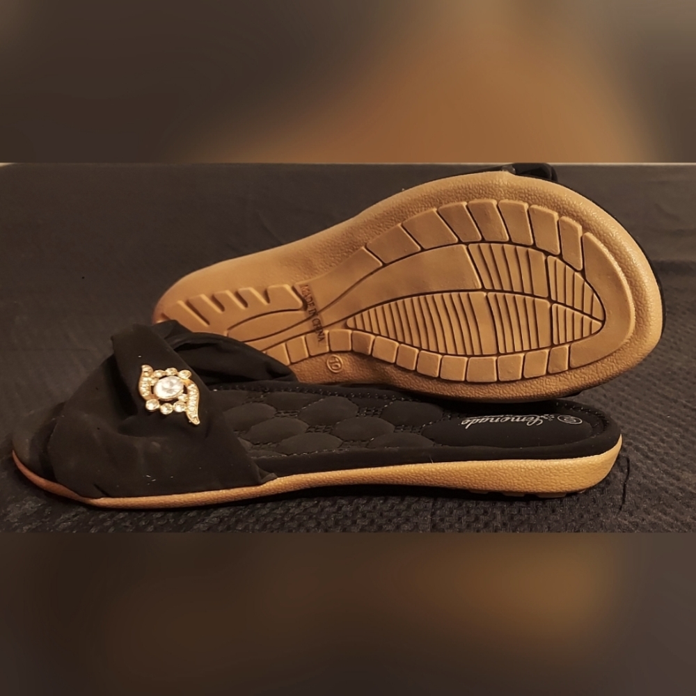 Lemonade by Beauty- Max Slip-in Sandal - Picture 2 of 2